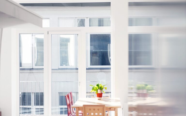 inFABric_LoftZ_-Esstisch-